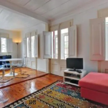 Fuer 11 Personen Und 1 Kind In Lissabon- Regiao De - Costa De Lisbo By Interhome شقة