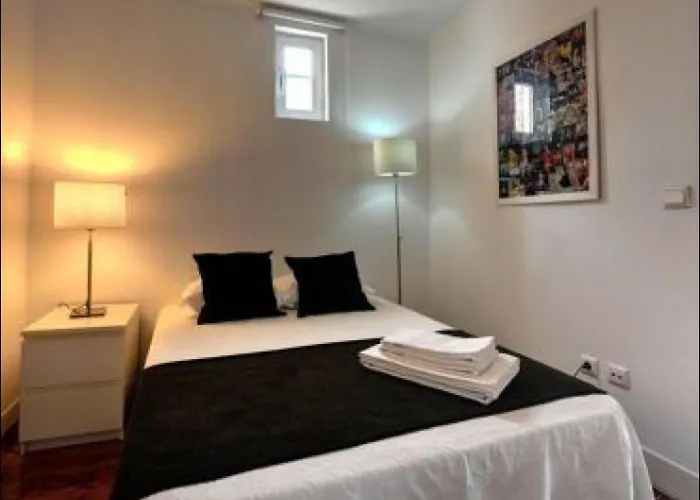 Апартаменты Fuer 11 Personen Und 1 Kind In Lissabon- Regiao De - Costa De Lisbo By Interhome